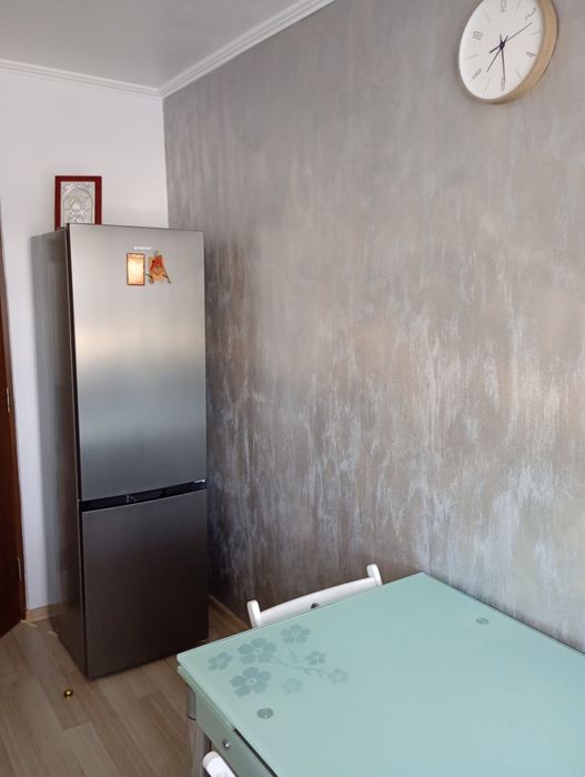 Închiriez apartament 3 cam cf 1 decomandat