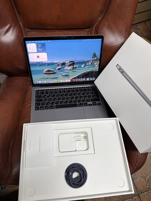 MacBook Air M1 256 gb