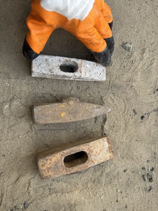 Продам топорики, кувалды, молотки.