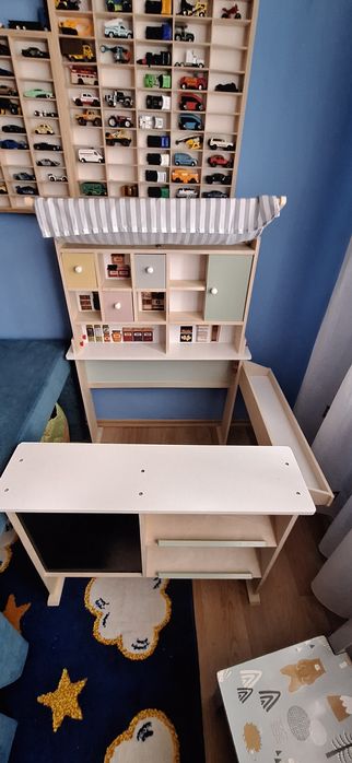 Bucatarie din lemn 250 lei + Magazin din lemn cu accesorii 250 lei