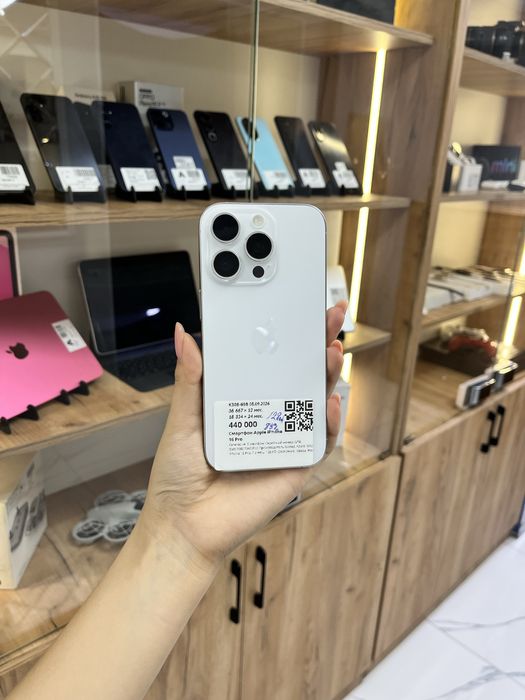 Apple Iphone 16 Pro