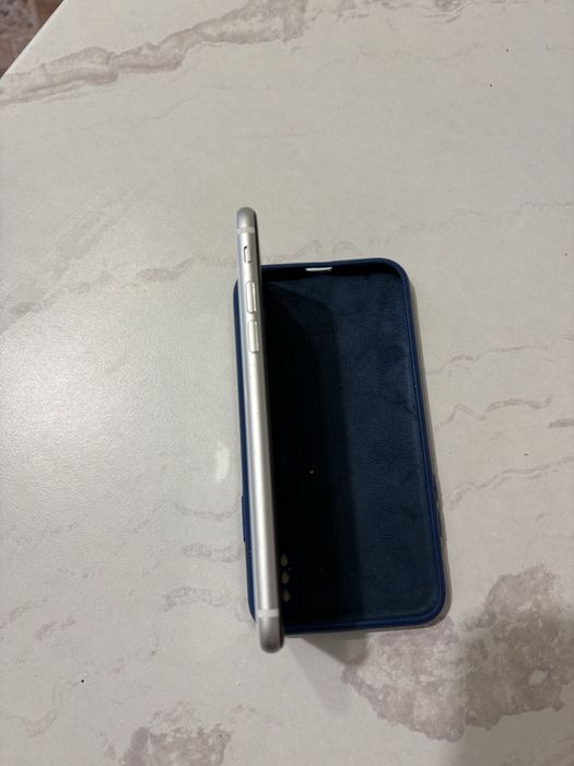 Iphone SE 2020 Без ремонт