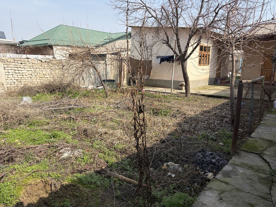 Sirdaryo shaharda 4 sothli katej uy sotiladi