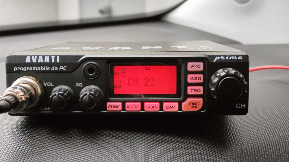 Statie Avanti Primo 4-20w completa cu antena mare de 1,65 m stare impe