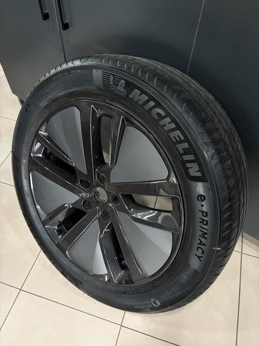 Lixiang L6 (диска балон)