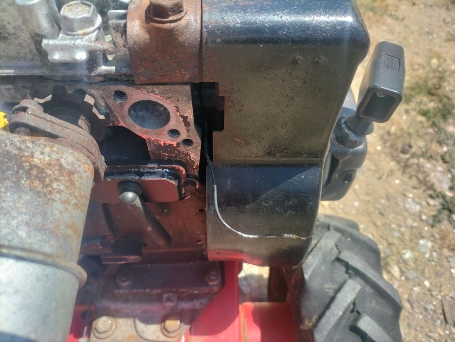 Cositoare iseki adusă din Germania funcționează doar carburator.