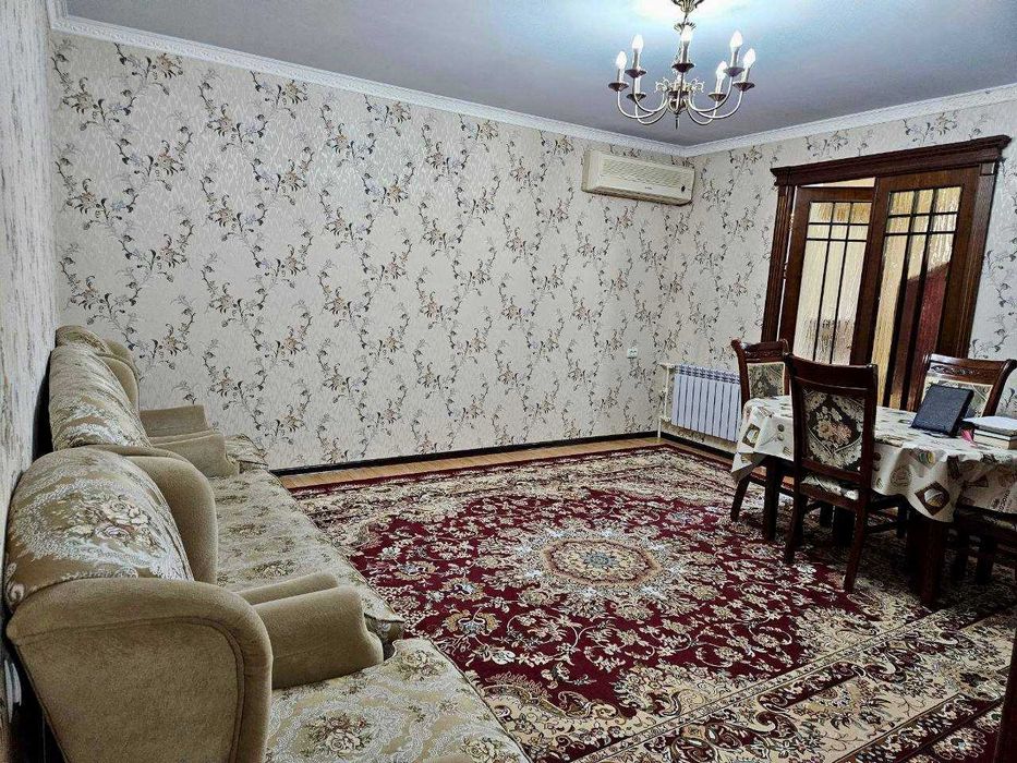 Квартира с ремонтом и мебелью в центре Мирабада, 84 м²