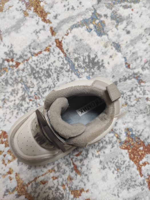 Ботинки на флисе 22 р