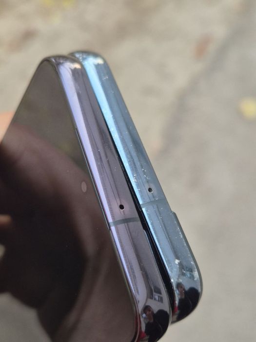 Samsung s22  5G 256gb