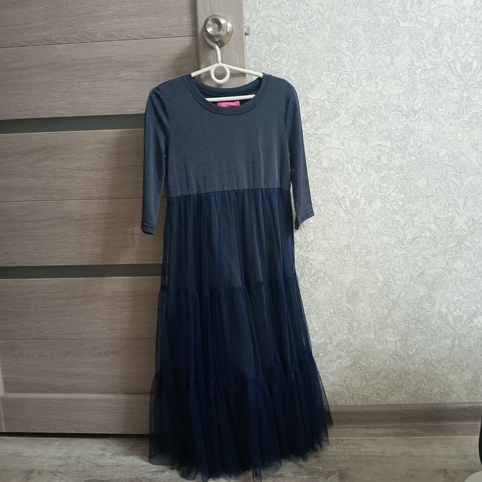 Продам платья для девочки