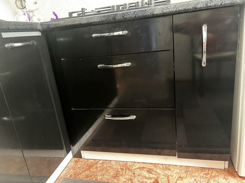 Кухонная мебель