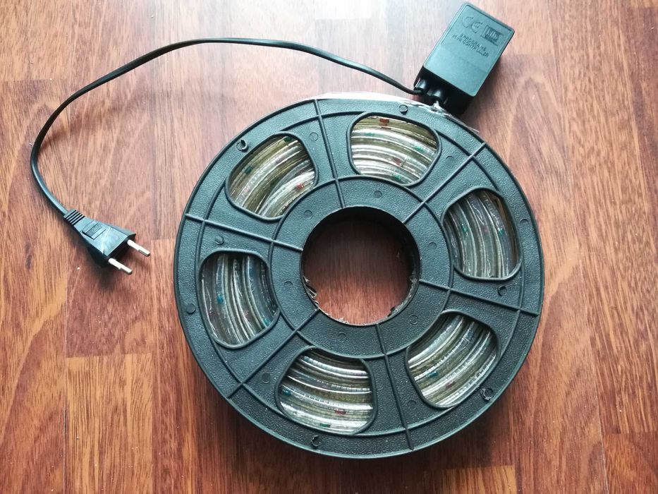 Furtun luminos 10 metri cu beculete