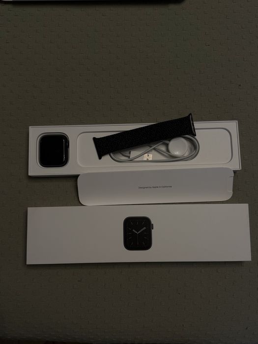 Apple Watch 6 series 44 mm