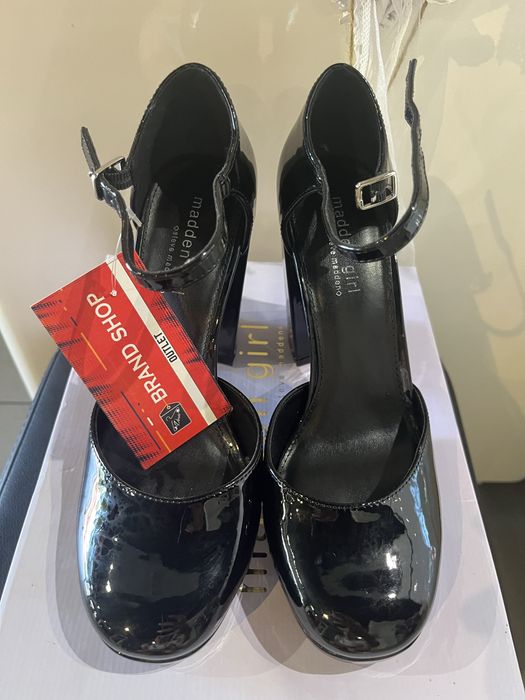 Обувки на платформа на Steve Madden номер 39