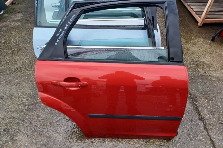 USA SPATE  DREAPTA Ford Focus 2 [2004 - 2008] Hatchback 5-usi