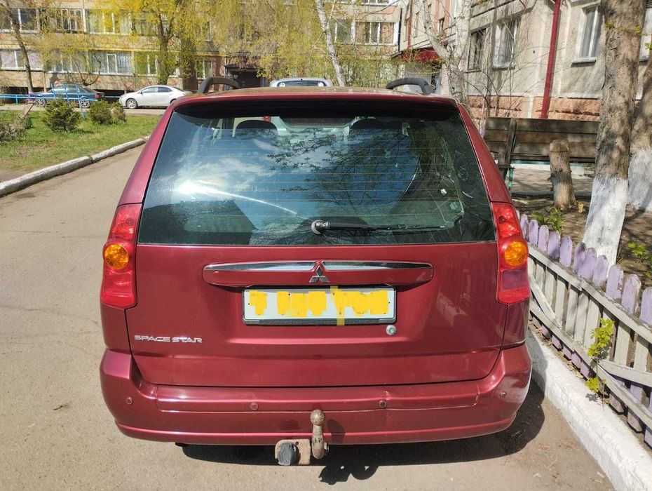 Mitsubishi Space Star 2004