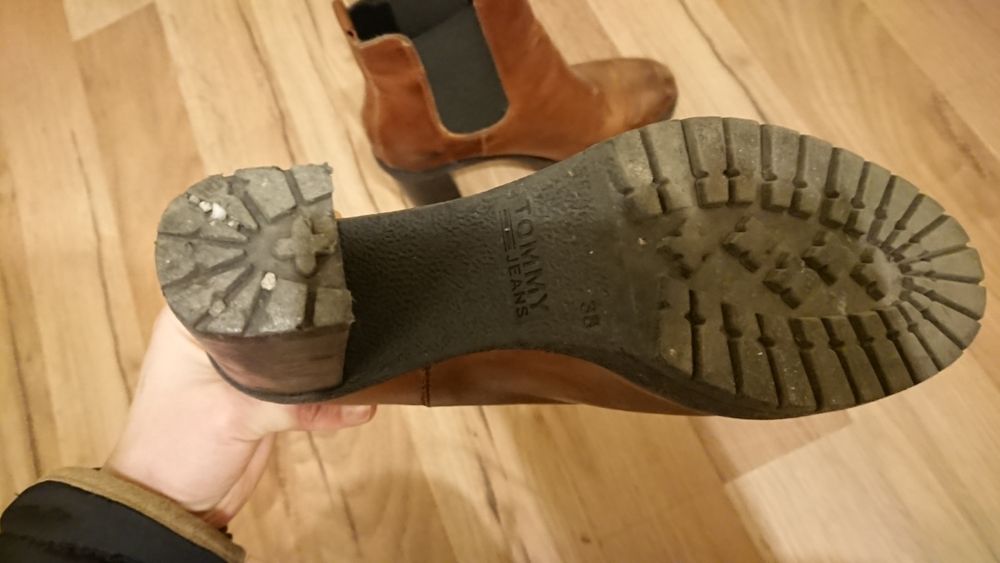 Botine de piele 38 (TOMMY HILFIGER)