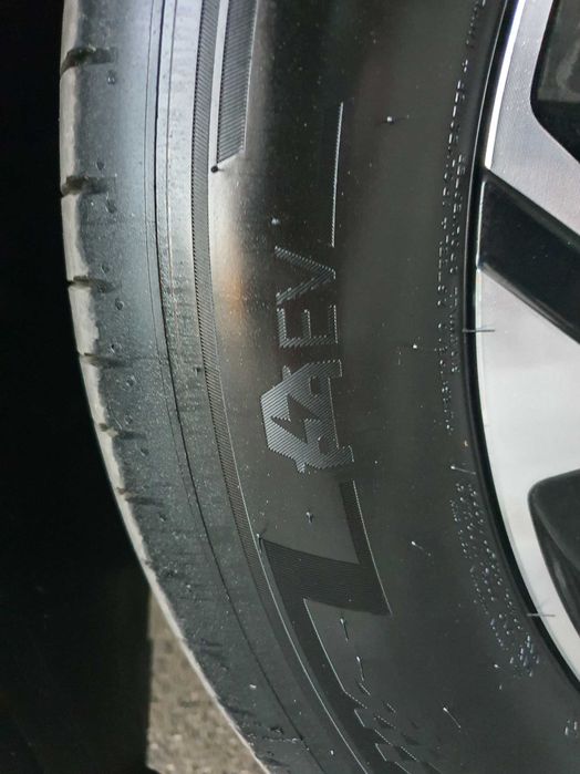 225/60 r18 Hankook