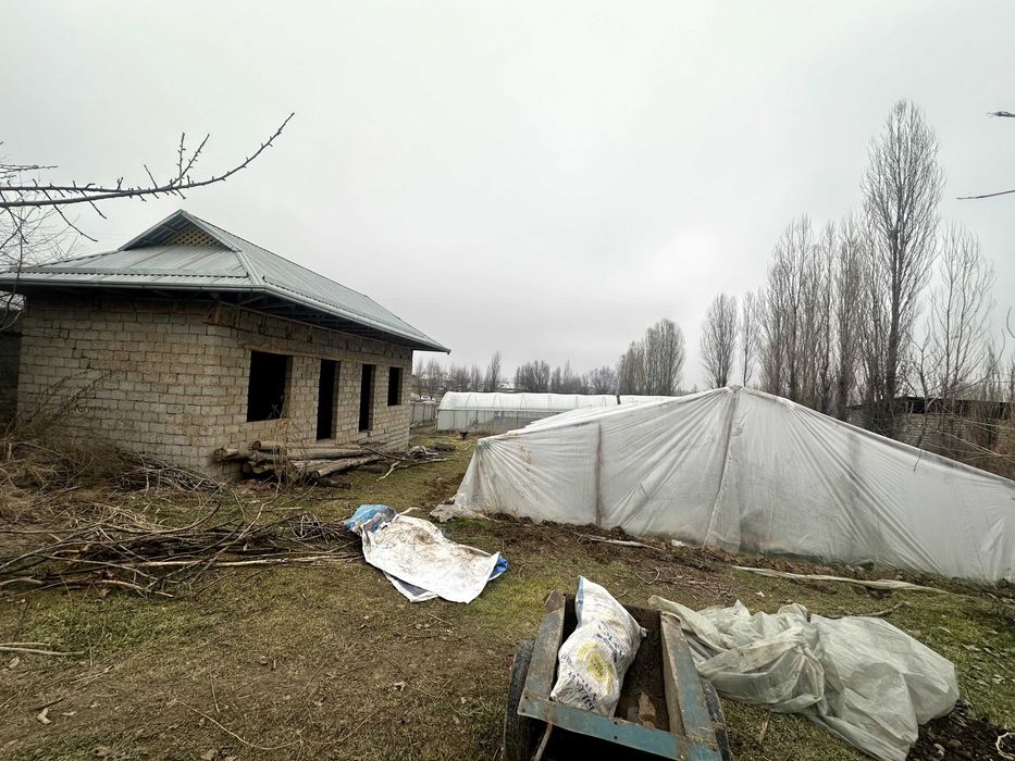 Yangiyo'l tumani M39 betonkani yoni 24 sotix