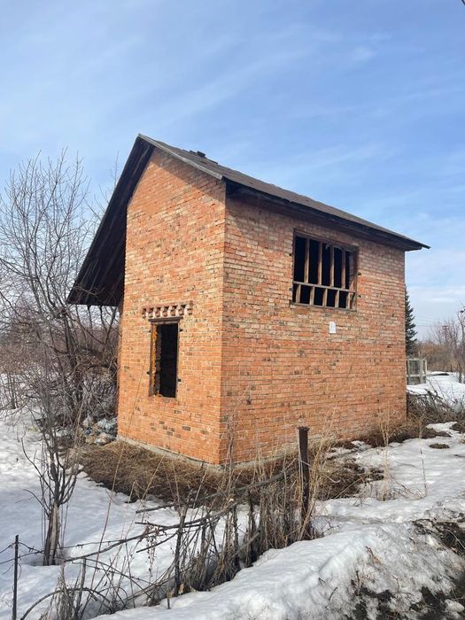 Продаётся дача район постоянного моста