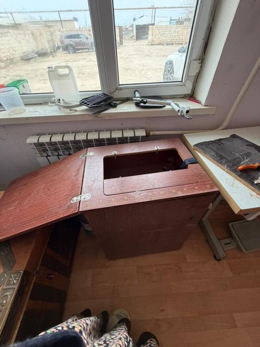 Швейная машинка Чайка