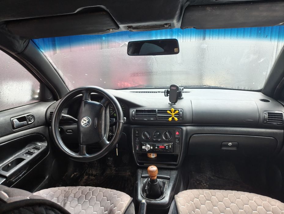 Пассат б5 1996г 1.8