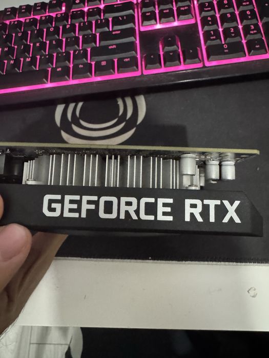 RTX 3050 6gb GDDR6