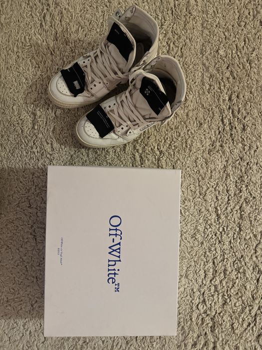 Off White Court 3.0