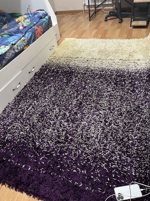 Ковер из шелка травка