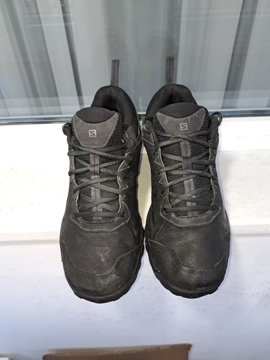 Vând pantofi sport Salomon originali nr 44
