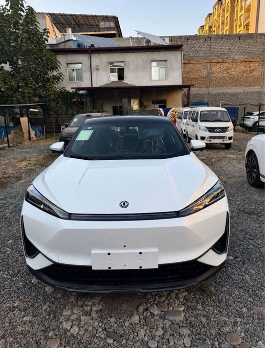Dongfeng aeolus L7 518 ev + Garantiya tayyori avtasalonda