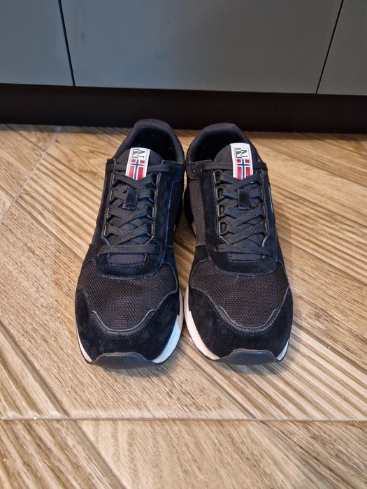 Оригинални мъжки маратонки NAPAPIJRI