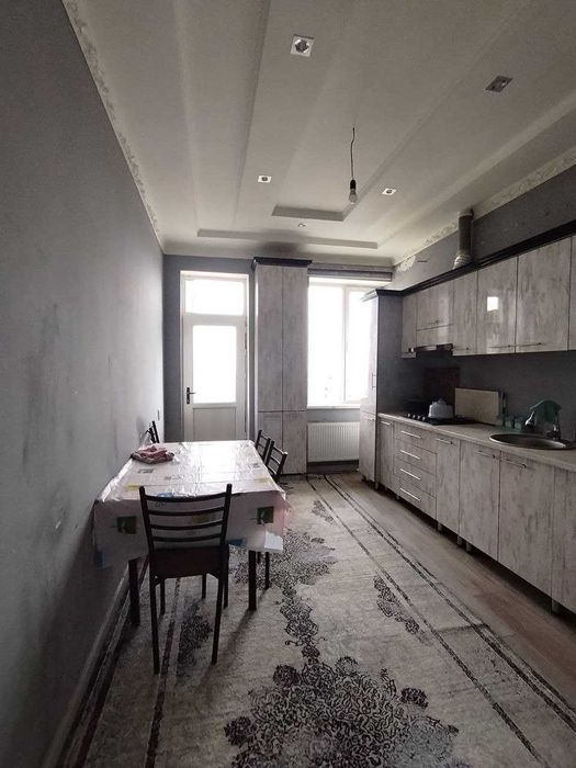 Сдается 3комнатная квартира Сахарная Больница Капитал Банк цена 350у.е