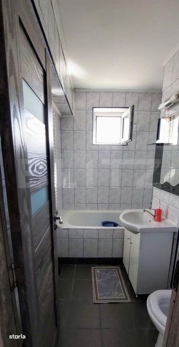 Apartament cu 3 camere, 54 mp, zona George Enescu