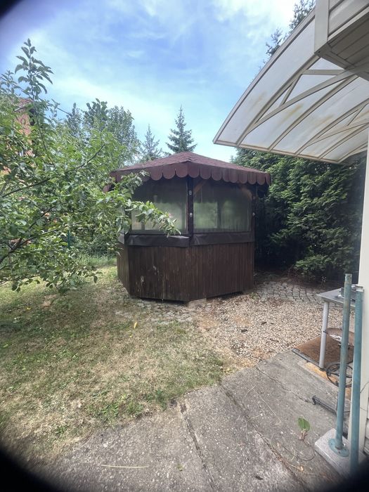 Дървена беседка