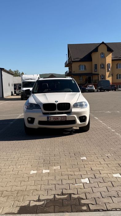 Vând BMW X5 E70 2013 3.0diesel