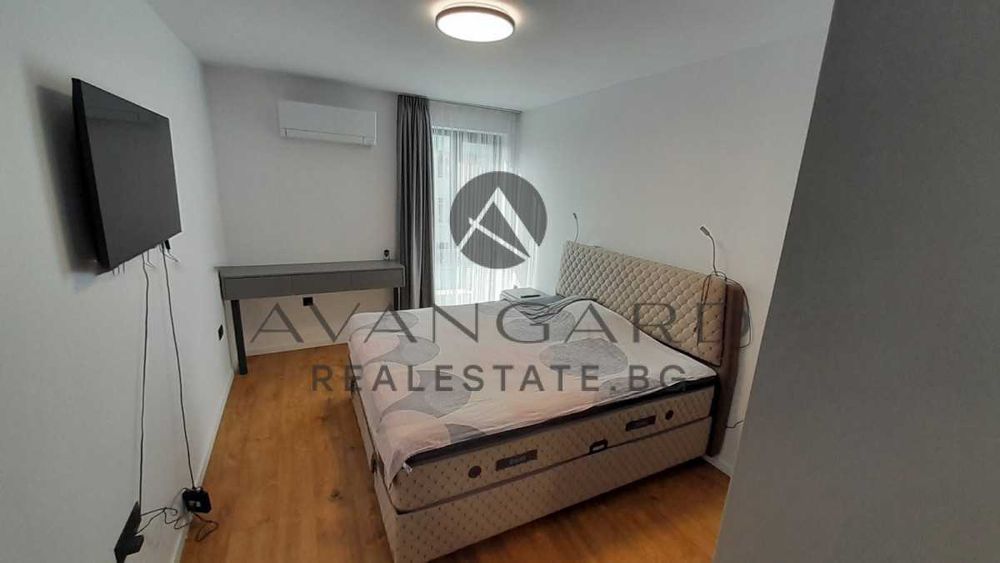 Продава се Четиристаен апартамент в Пловдив, Център - 131 кв.м за 2214 €/кв.м - Снимка #4