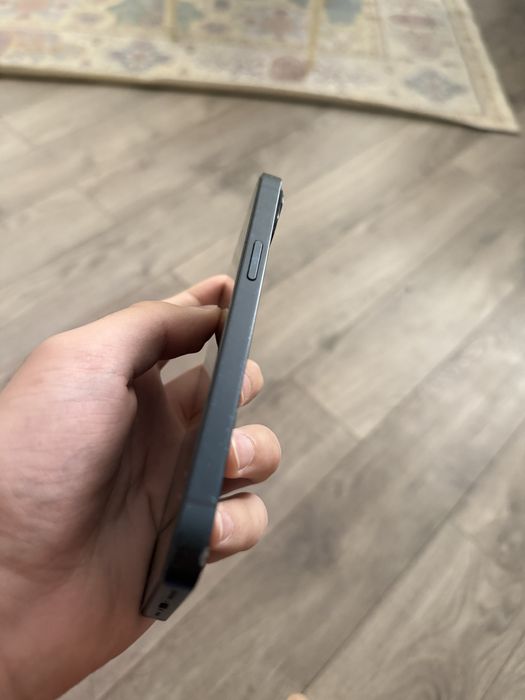 Iphone 13 128 gb в хорошем состоянии