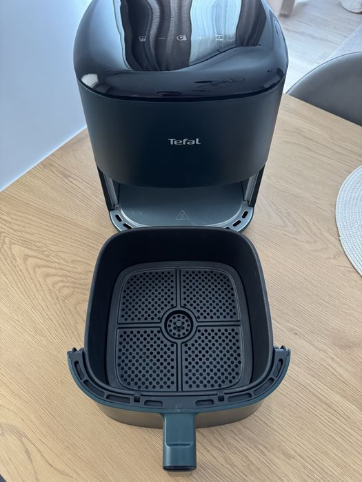 Air fryer/friteuza cu aer cald Tefal Easy Fry Max