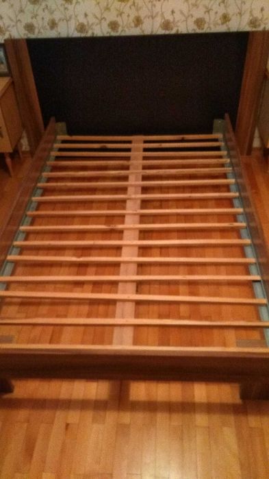 Легло за матрак с точни размери 120/190
