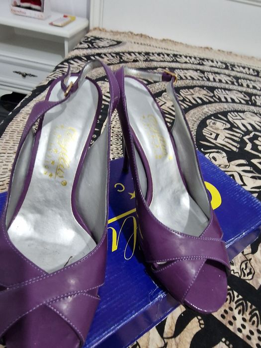 Pantofi dama marimea 40