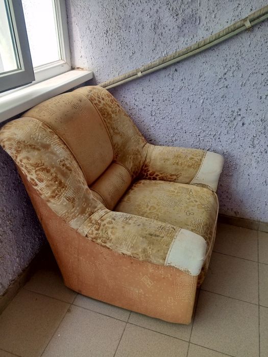 Продам Кресла 2 шт.