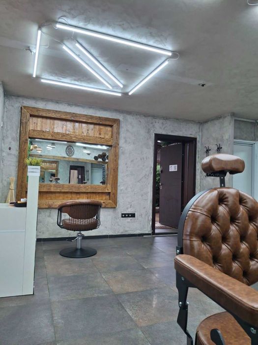 Дава се под наем  в София, Витоша -  кв.м за 1020 € - Снимка #2