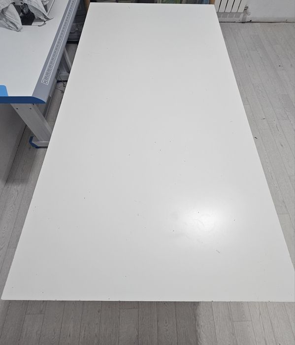 Стол 15тыс 20 тыс