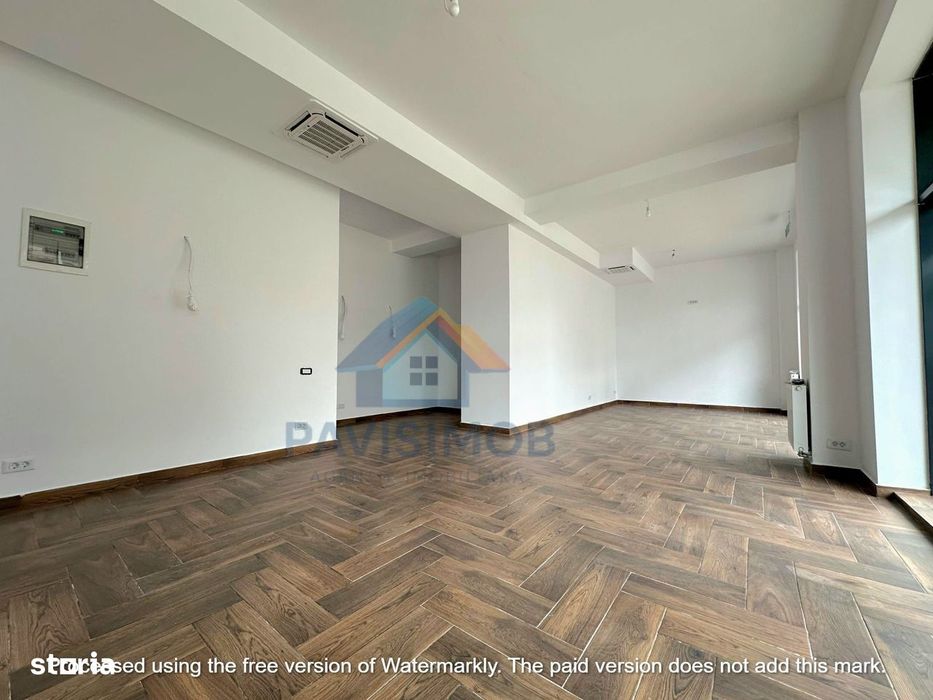 Spațiu comercial cu vitrină stradală – zonă Coresi