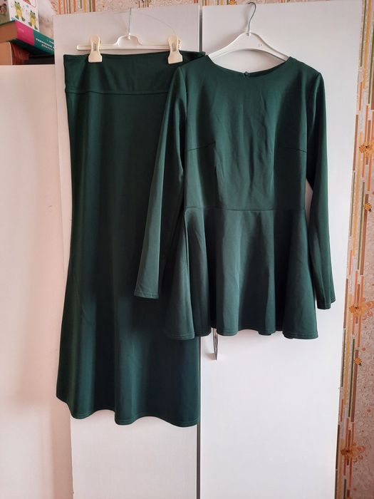 Двойка,  цвет изумруд