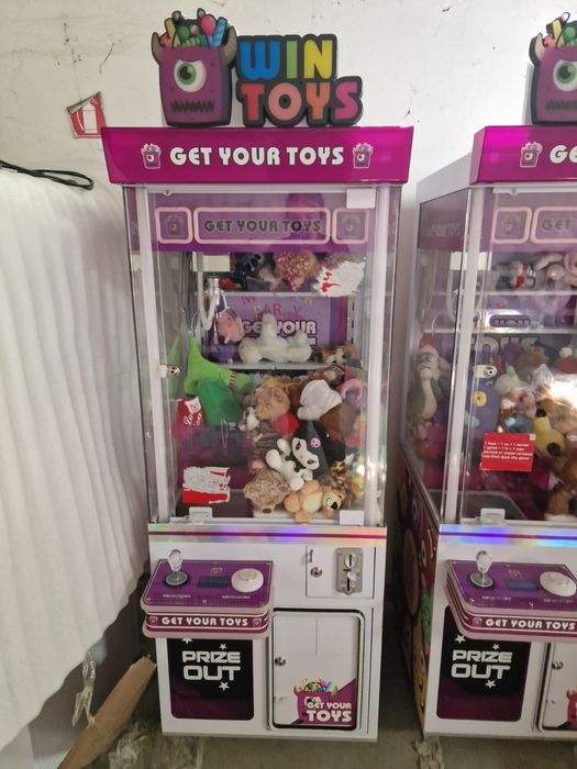 Кран машини за плюшени играчки