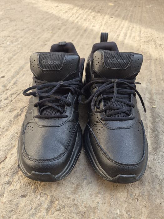 Adidasi adidas marimea 44