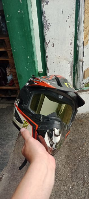 Продам шлем эндуро