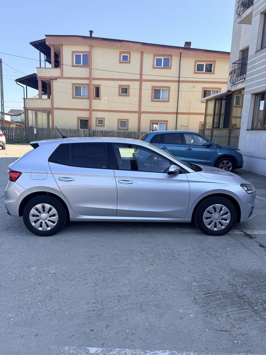 Skoda Fabia Ambition 1.0 TSI, inmatriculata 2024, 5977 KM, in garantie